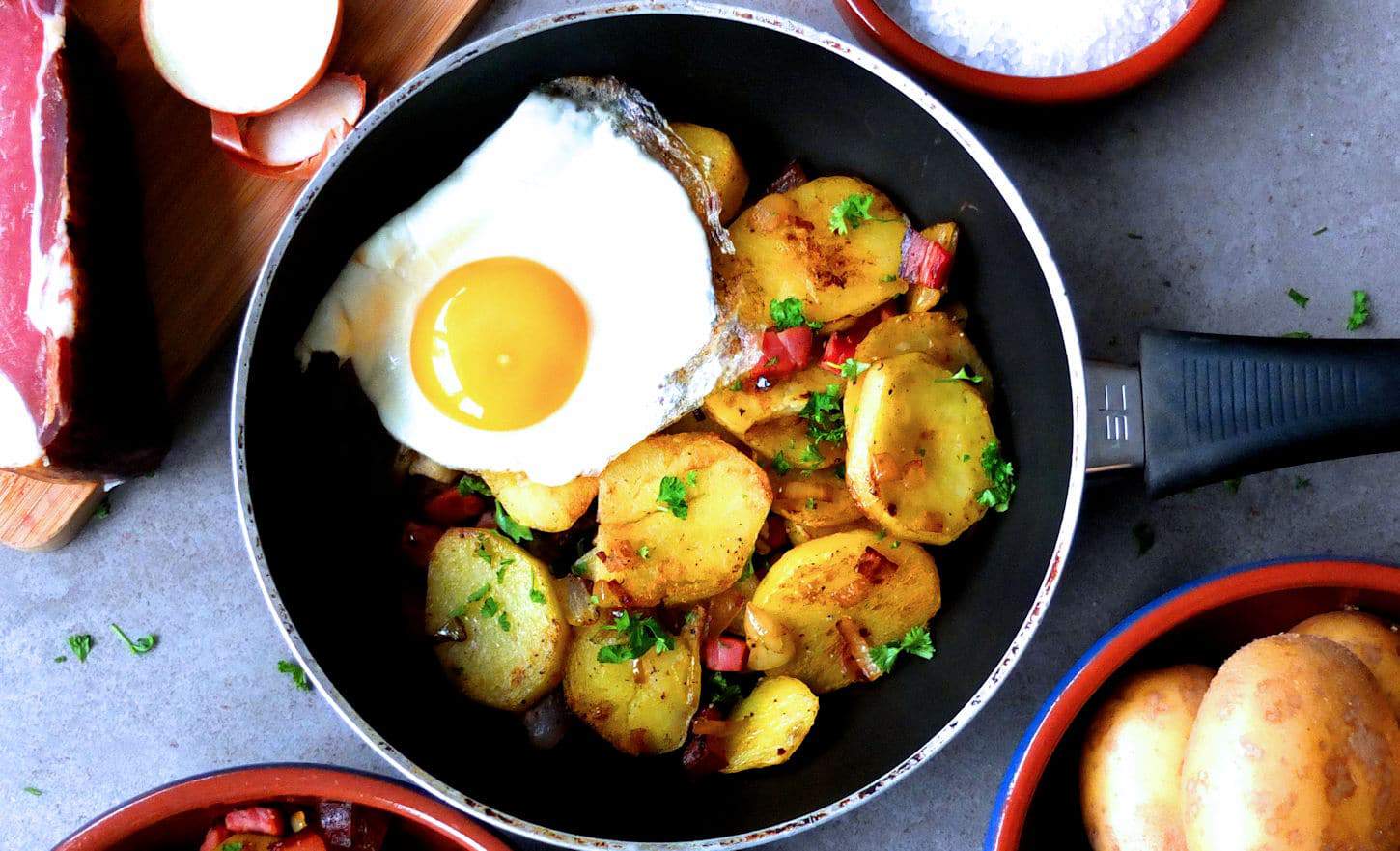 Bratkartoffeln with Egg
