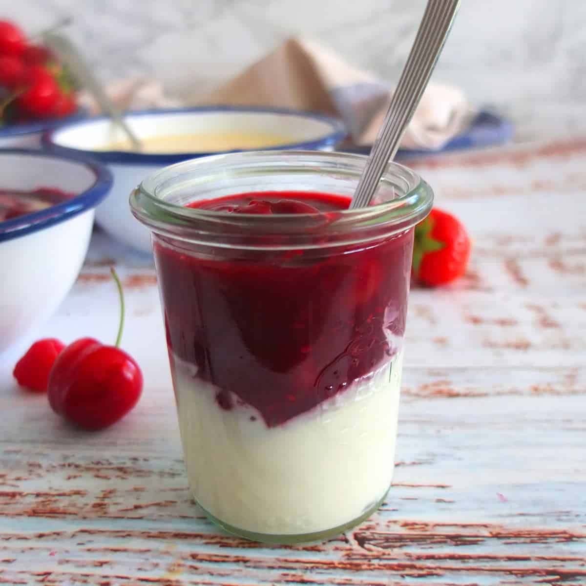 Rote Grütze (German Red Berry Pudding) - My Dinner