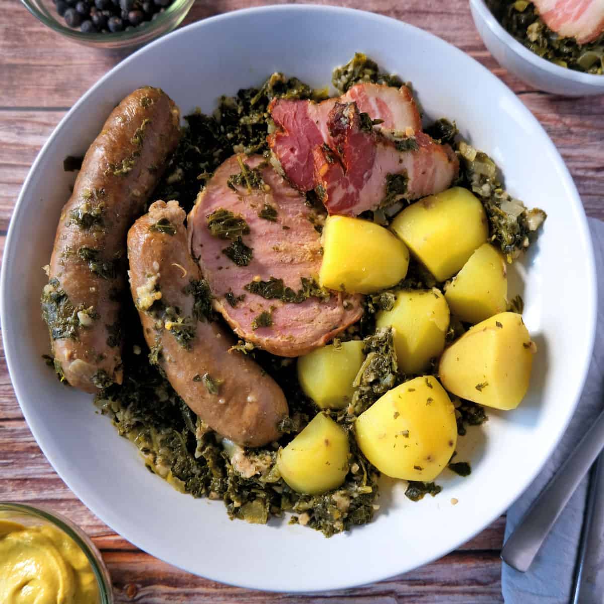 Kale with Pinkel and Kassler and Pork Belly and potatoes
