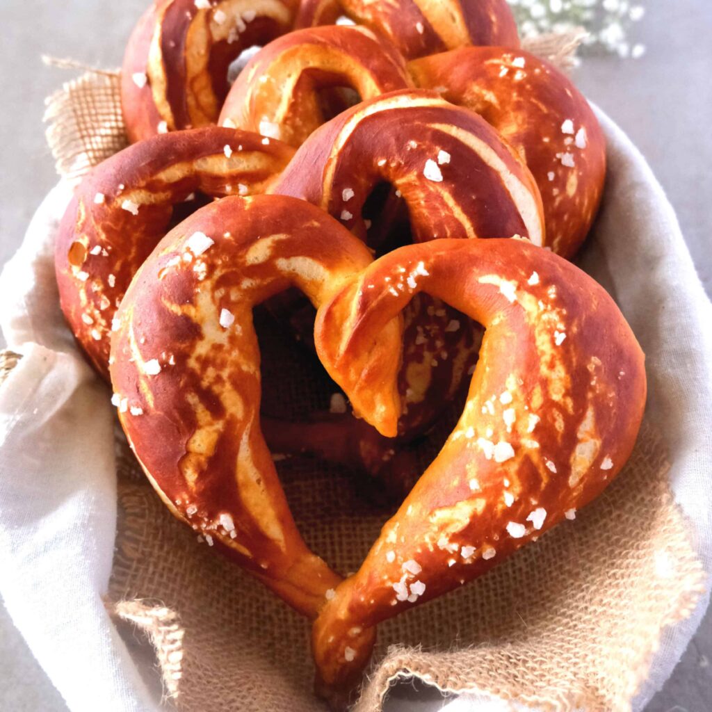 Easy Heart Shaped Pretzels for Valentine's Day My Dinner
