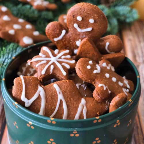 German Gingerbread Cookies (Lebkuchen Kekse)