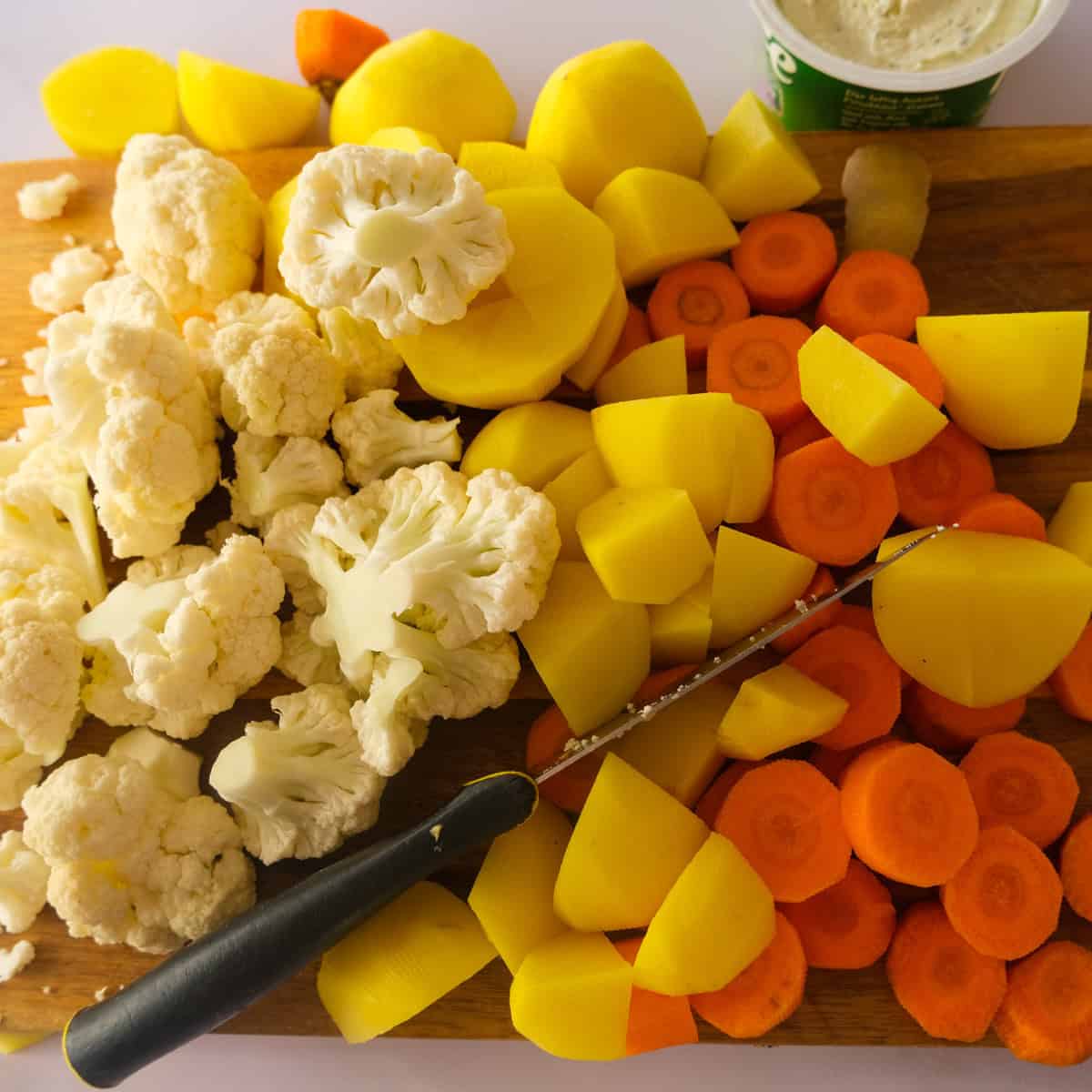 vegetables for gratin: cauliflower, potatoes, carrots