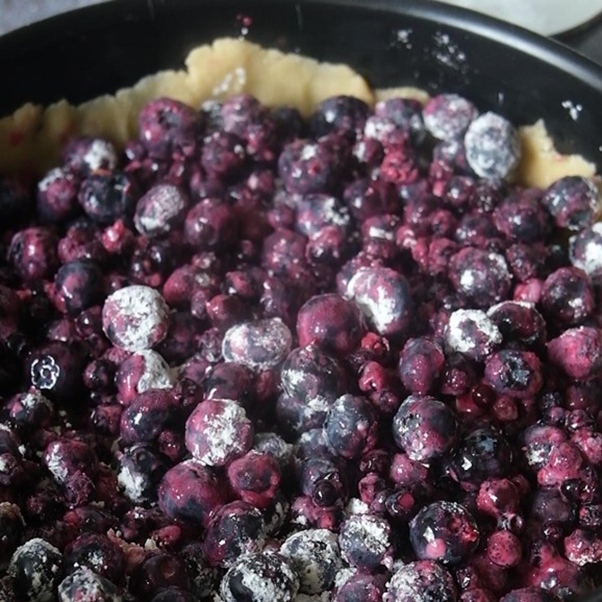 blueberries with corn starch