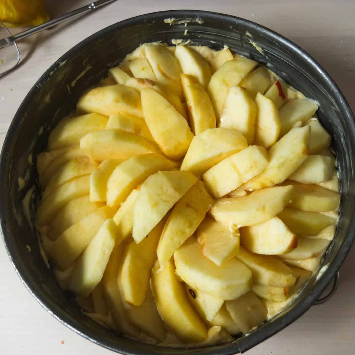 layering the apples